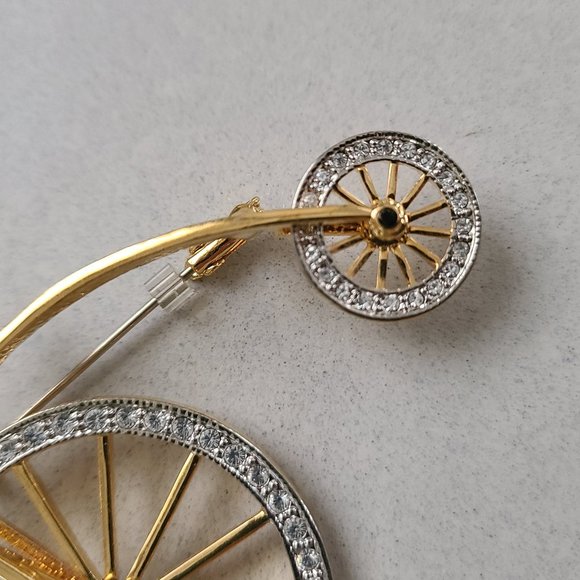 Women's Bicycle Fashion Pin/Brooch - Picture 4 of 6